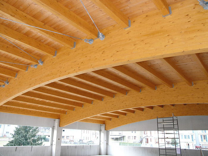 Coperture in legno lamellare: i vantaggi